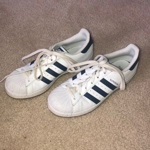 Barely worn navy adidas superstars